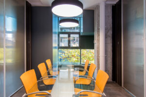 iluminación sala reuniones