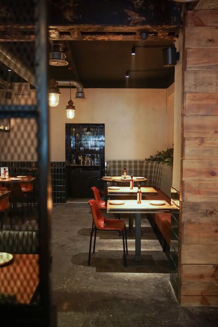 Mobiliario retro vintage para pizzeria Grosso Napoletano 1