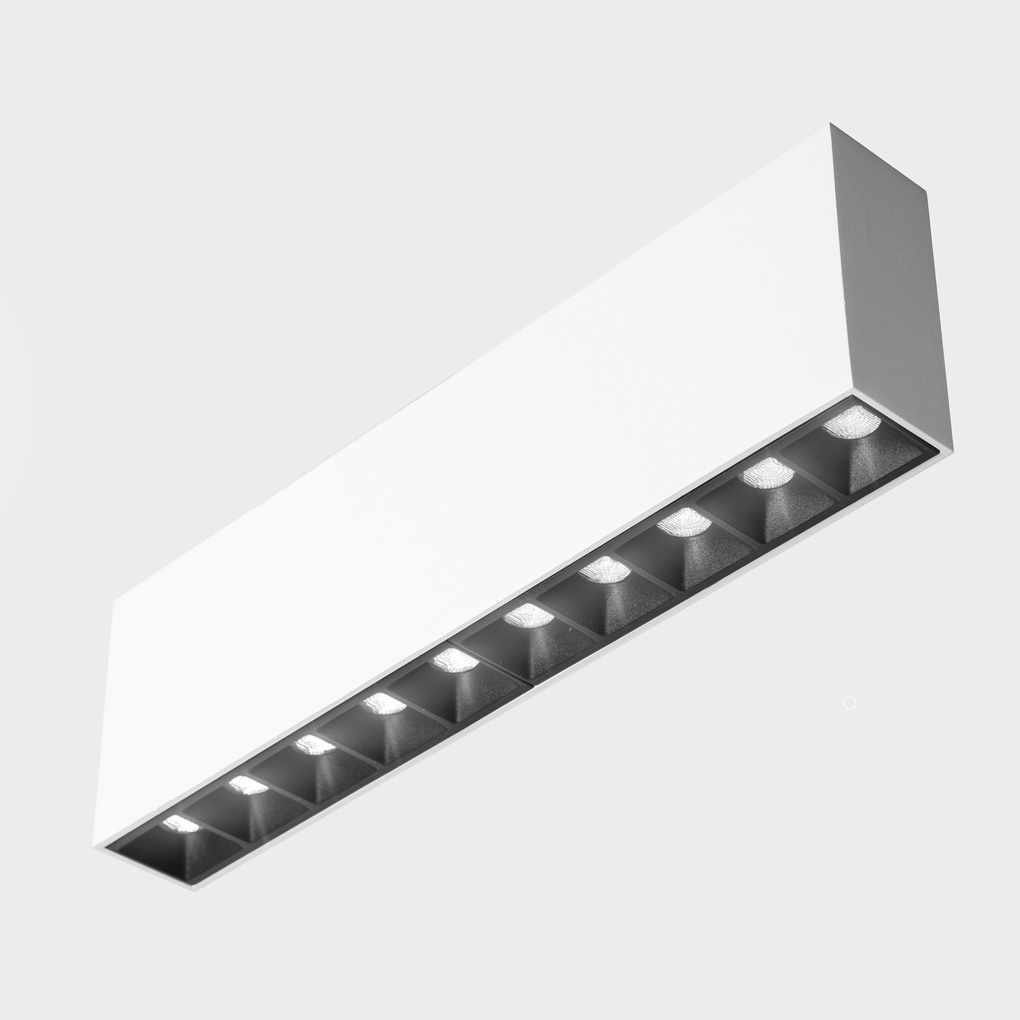 PIC K51300.02.SR .WH BK 8.jpg